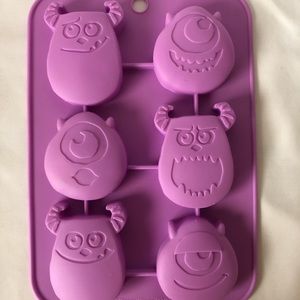 Disney Monsters inc silicone petite cake mold